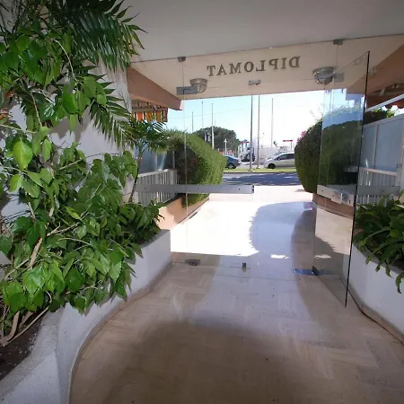 Apartment Studio Menton, 1 Piece, 4 Personnes - Fr-1-196-227 Menton